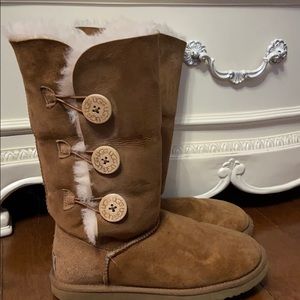 UGG BAILEY TRIPLET II BOOT